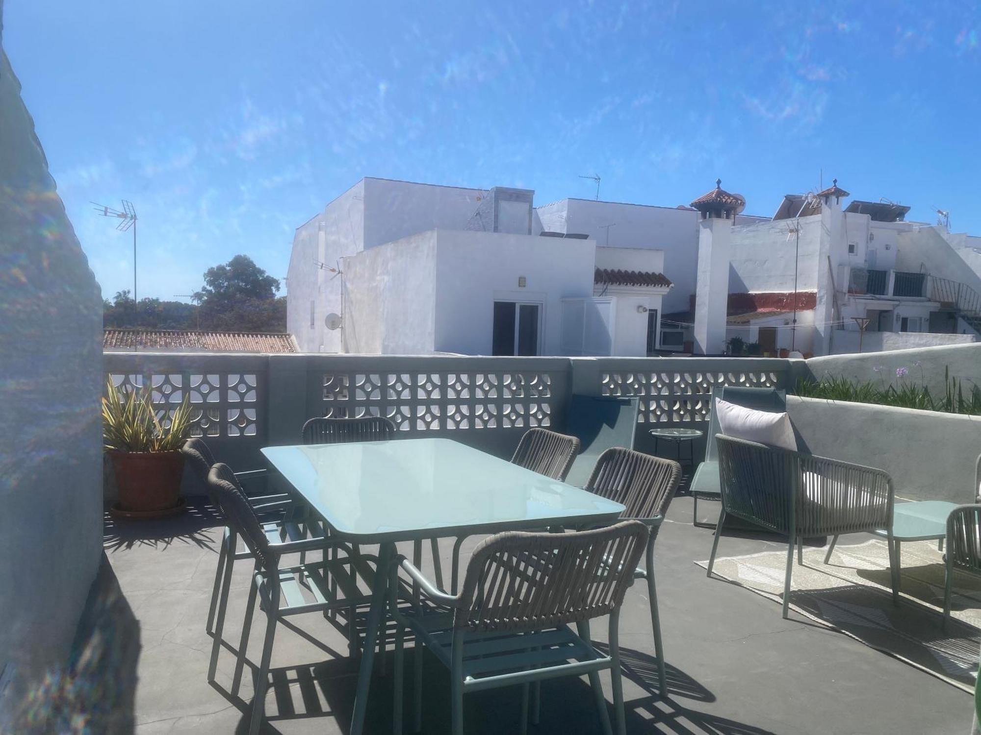 Leilighet Romantic Rooftop With Stunning Sea And Mountain Views
